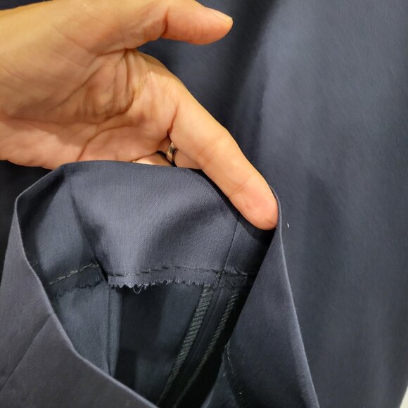 Hugo Boss Navy Blue Men's Wool Trousers Size 36 - Picture 6 of 11